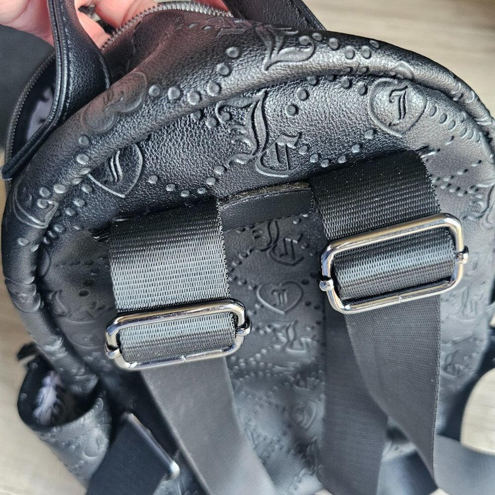 EUC JUICY COUTURE JC Embossed Small Black Backpack ๐๐ค - Picture 10 of 13